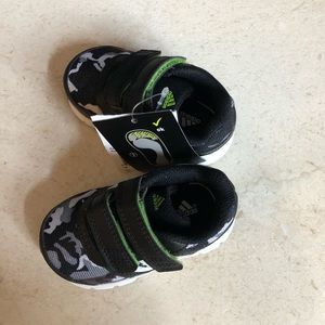 NEW adidas infant 4K camo sneakers